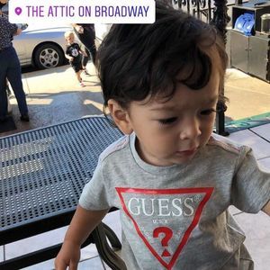 Meet your Posher, Chavelita